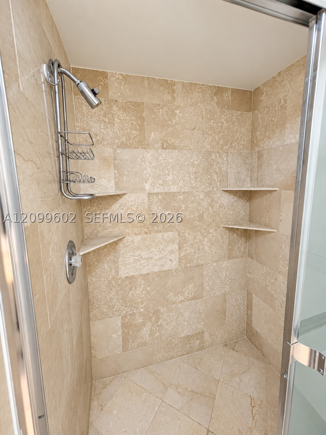 20281 E Country Club Dr #809, Aventura FL 33180