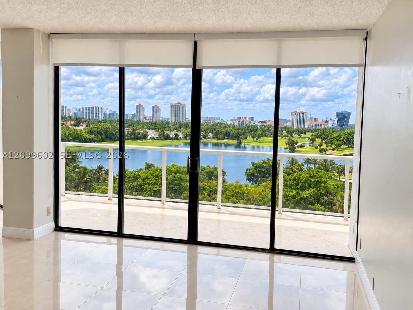 20281 E Country Club Dr #809, Aventura FL 33180