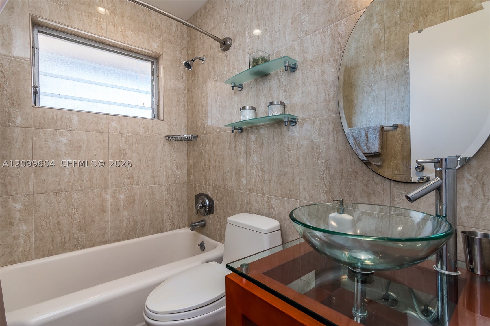 2801 NE 33rd Ct #204, Fort Lauderdale FL 33306
