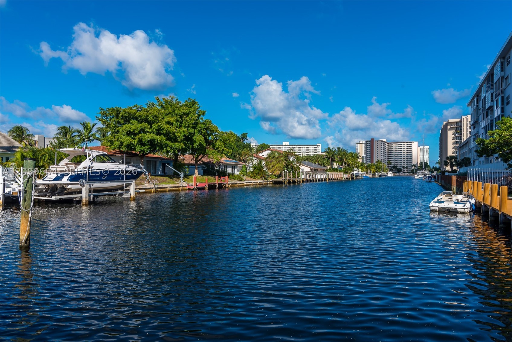 2801 NE 33rd Ct #204, Fort Lauderdale FL 33306