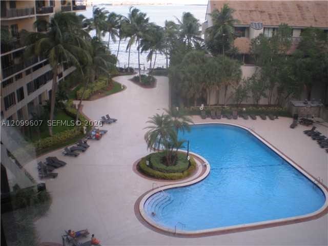 540 BRICKELL KEY DR #902, Miami FL 33131