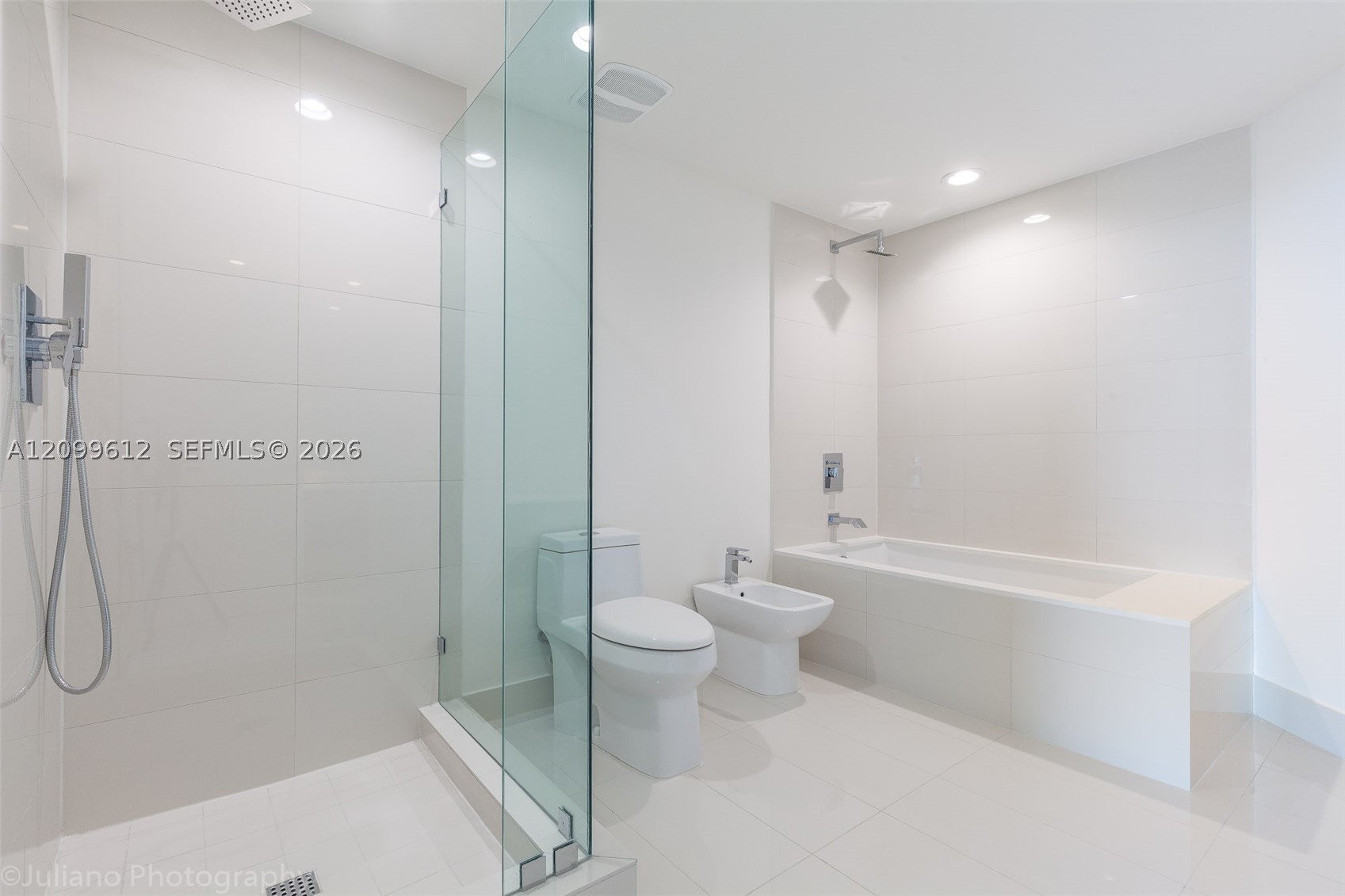 1300 S Miami Ave #3301, Miami FL 33130
