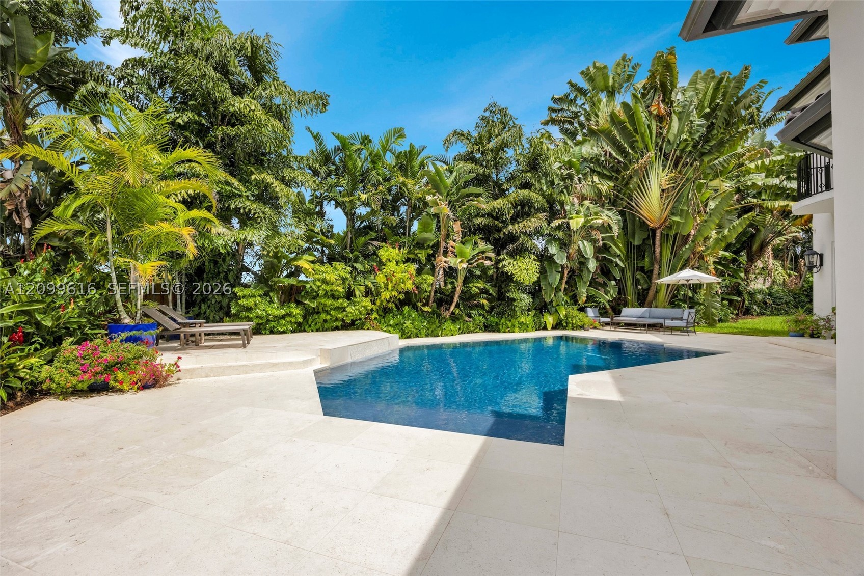 9461 SW 103rd St, Miami FL 33176