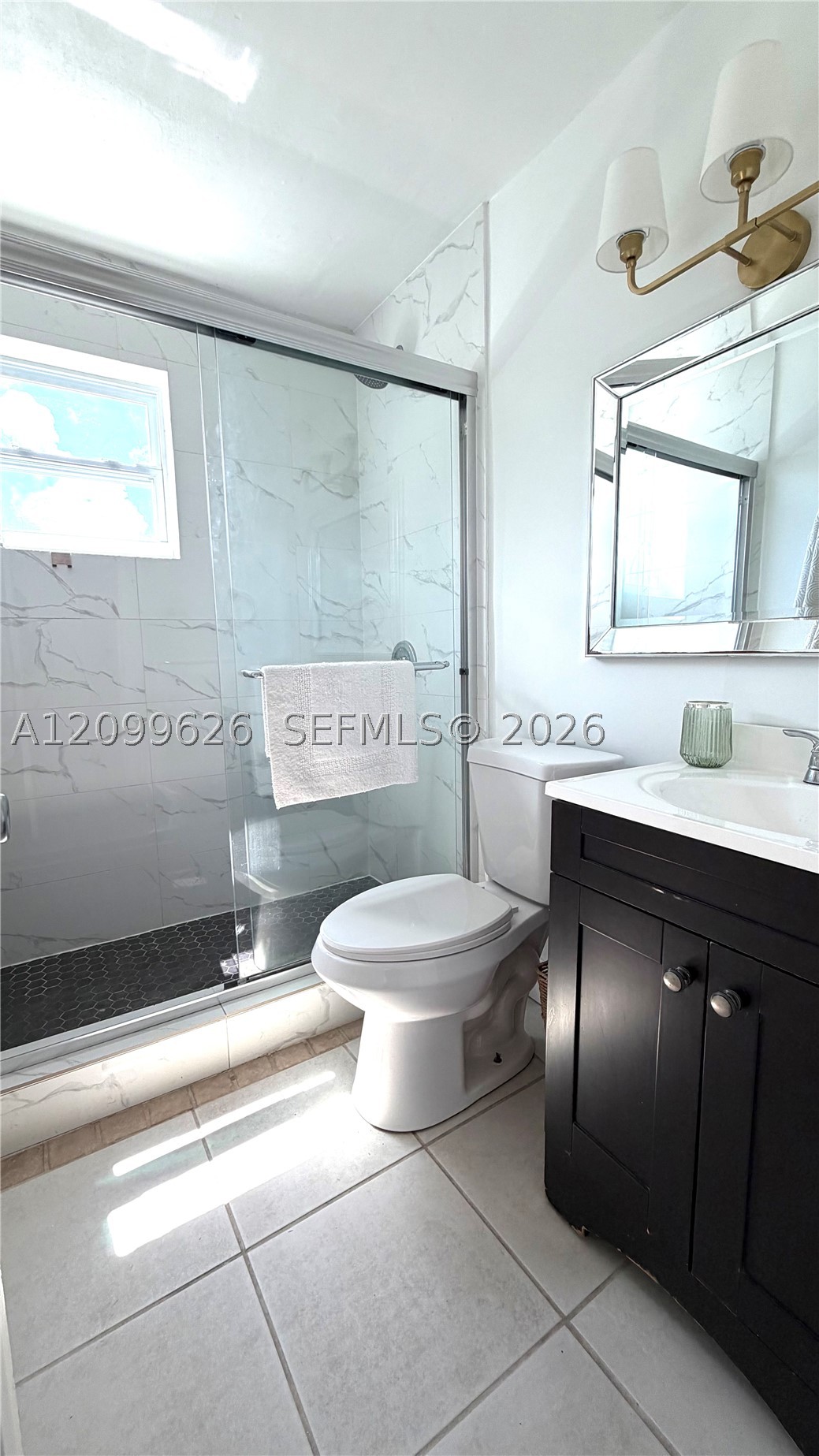 836 SW 1st St #403, Miami FL 33130