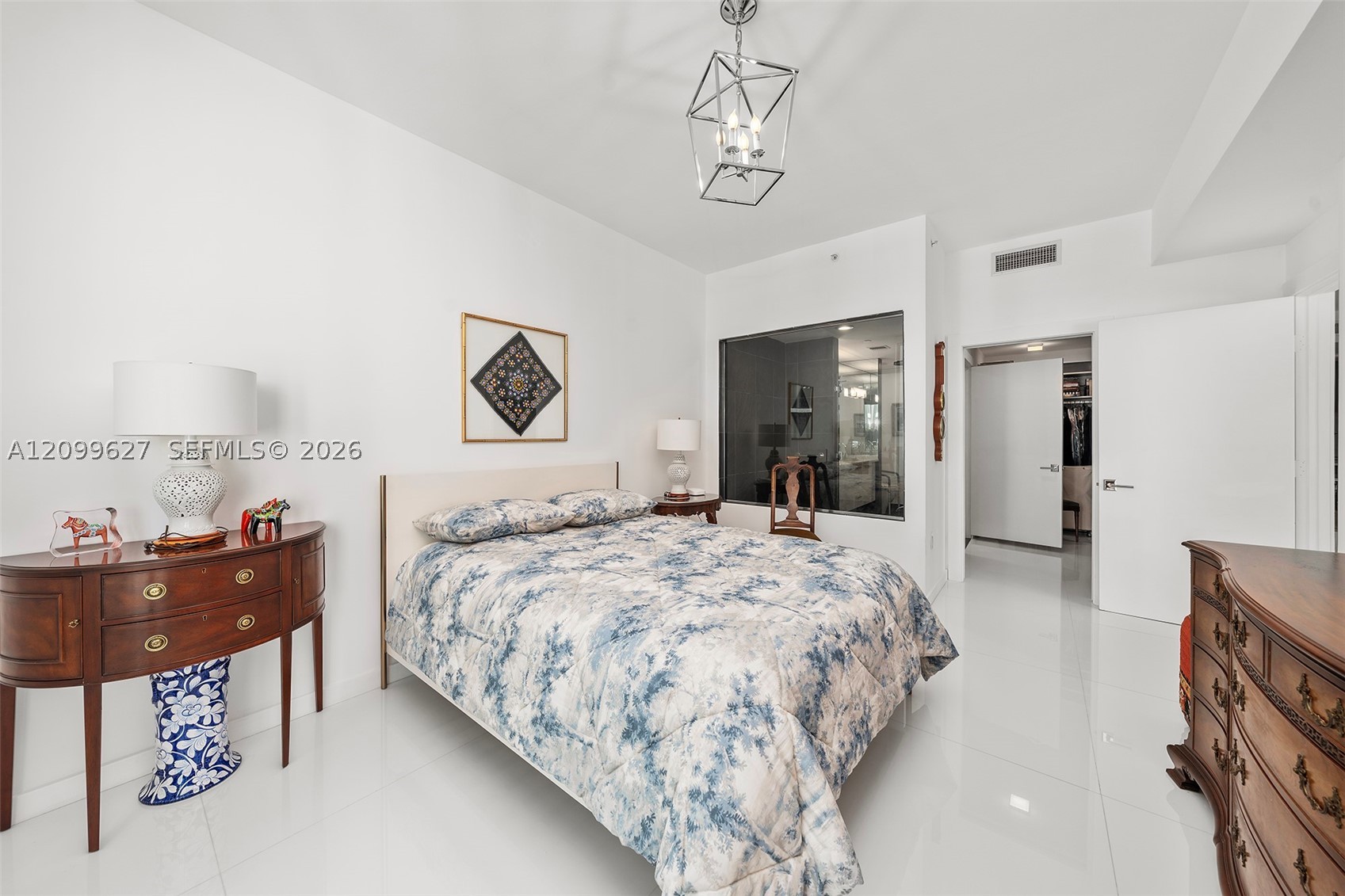 900 Biscayne Blvd #5310, Miami FL 33132