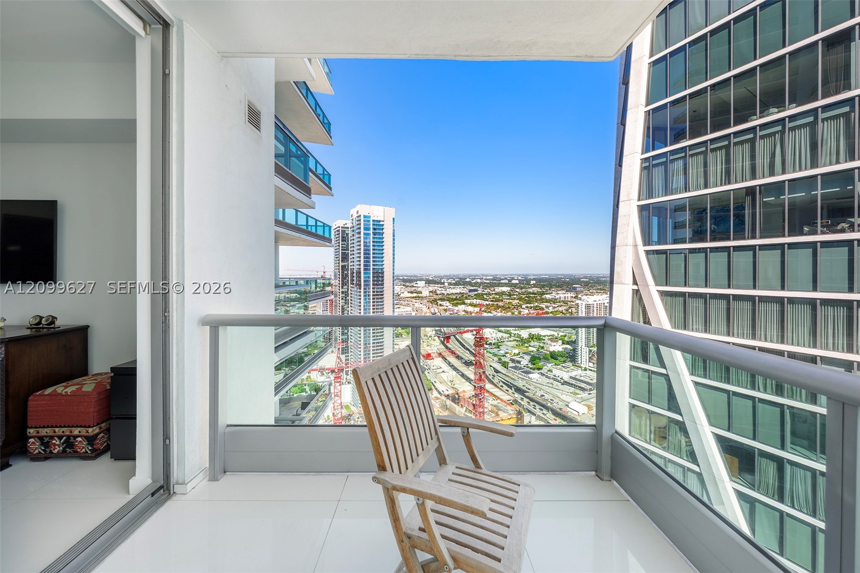 900 Biscayne Blvd #5310, Miami FL 33132