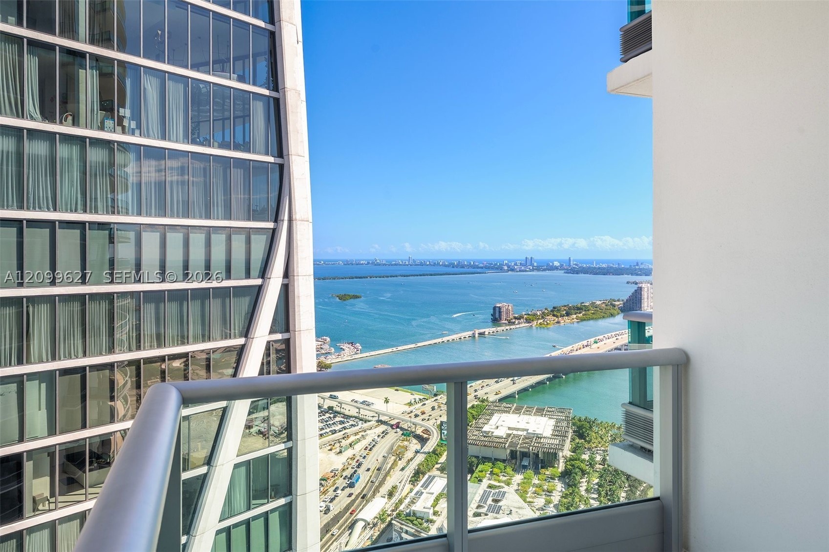 900 Biscayne Blvd #5310, Miami FL 33132
