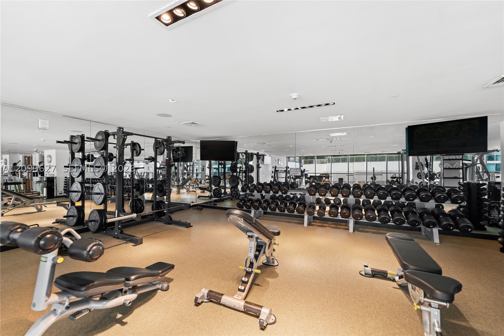 900 Biscayne Blvd #5310, Miami FL 33132