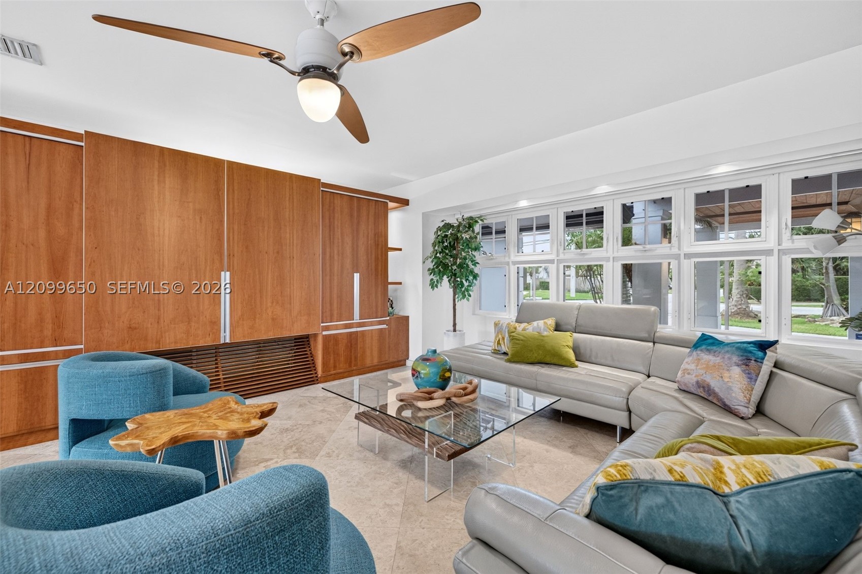 4101 Bayview Dr, Fort Lauderdale FL 33308