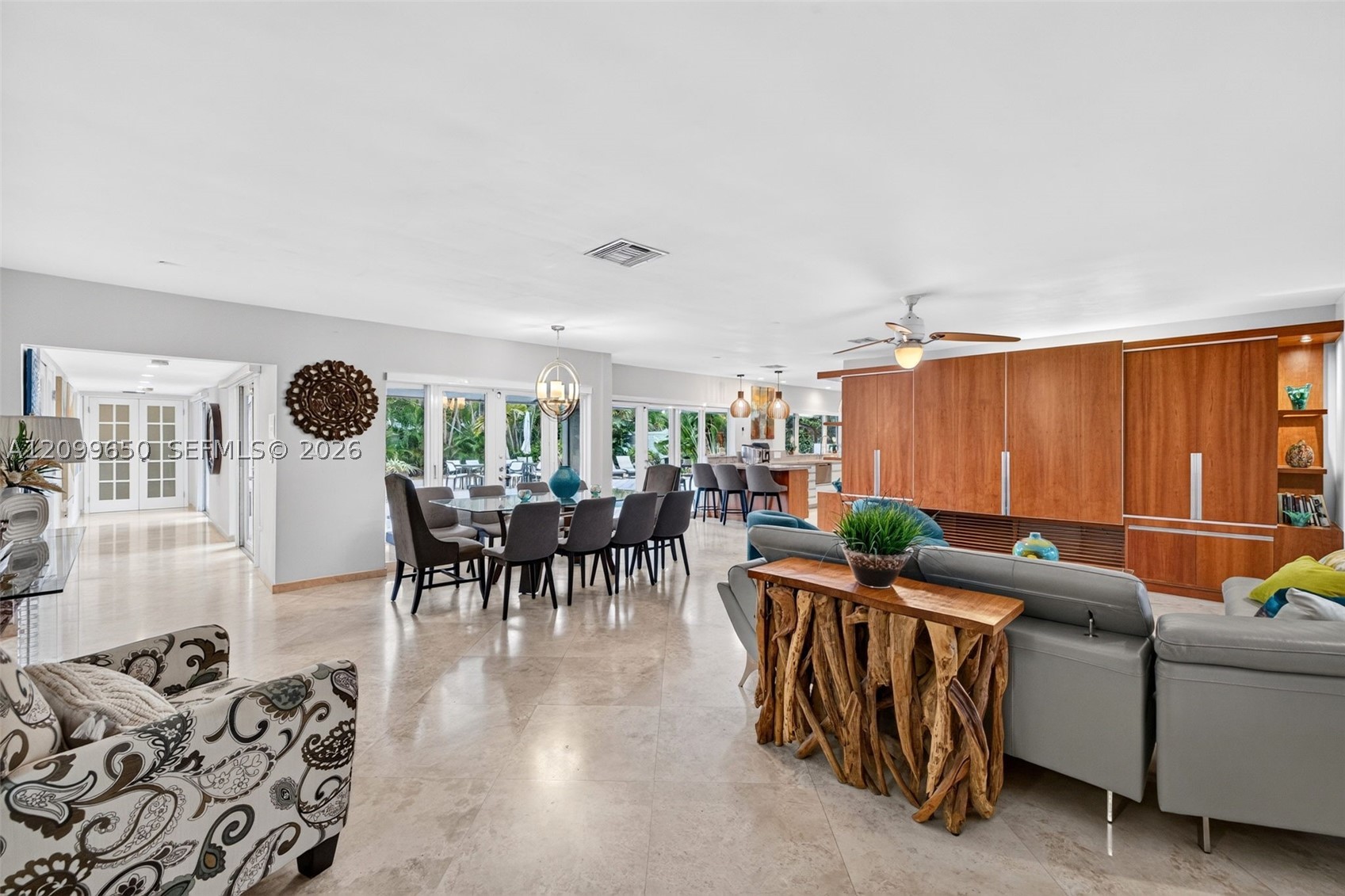 4101 Bayview Dr, Fort Lauderdale FL 33308