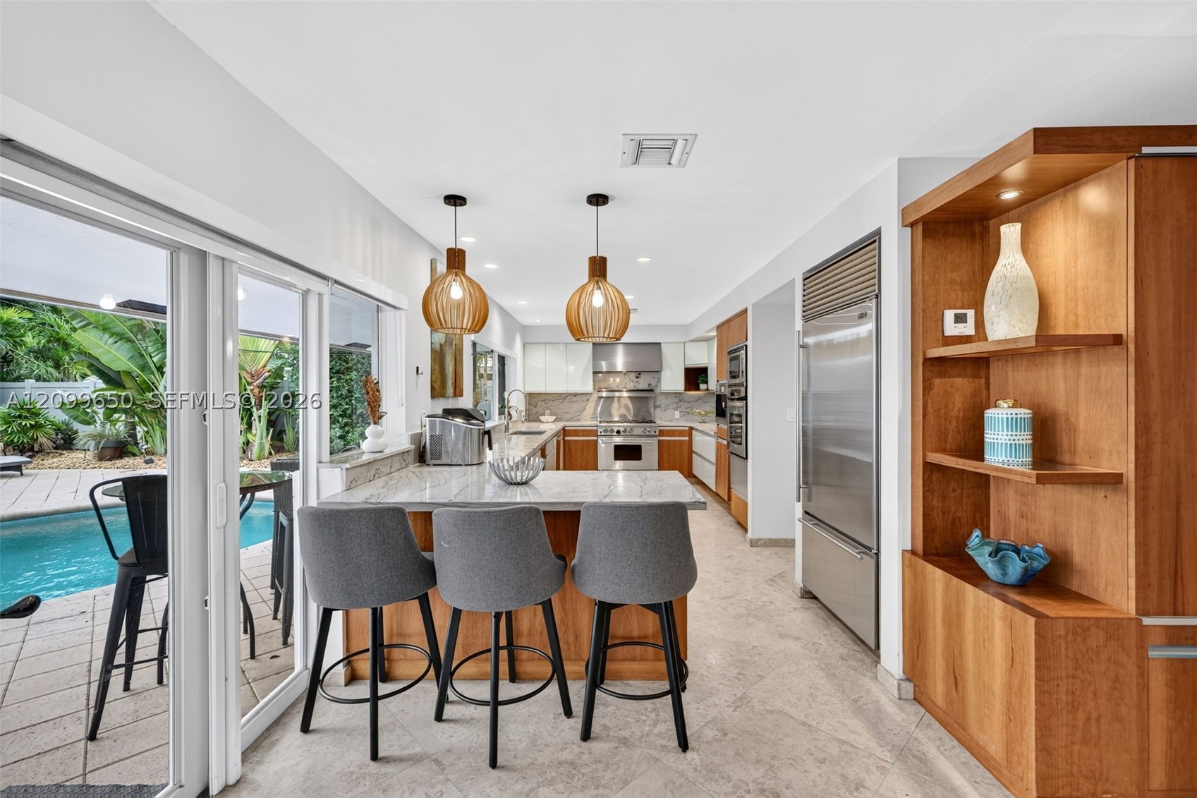 4101 Bayview Dr, Fort Lauderdale FL 33308