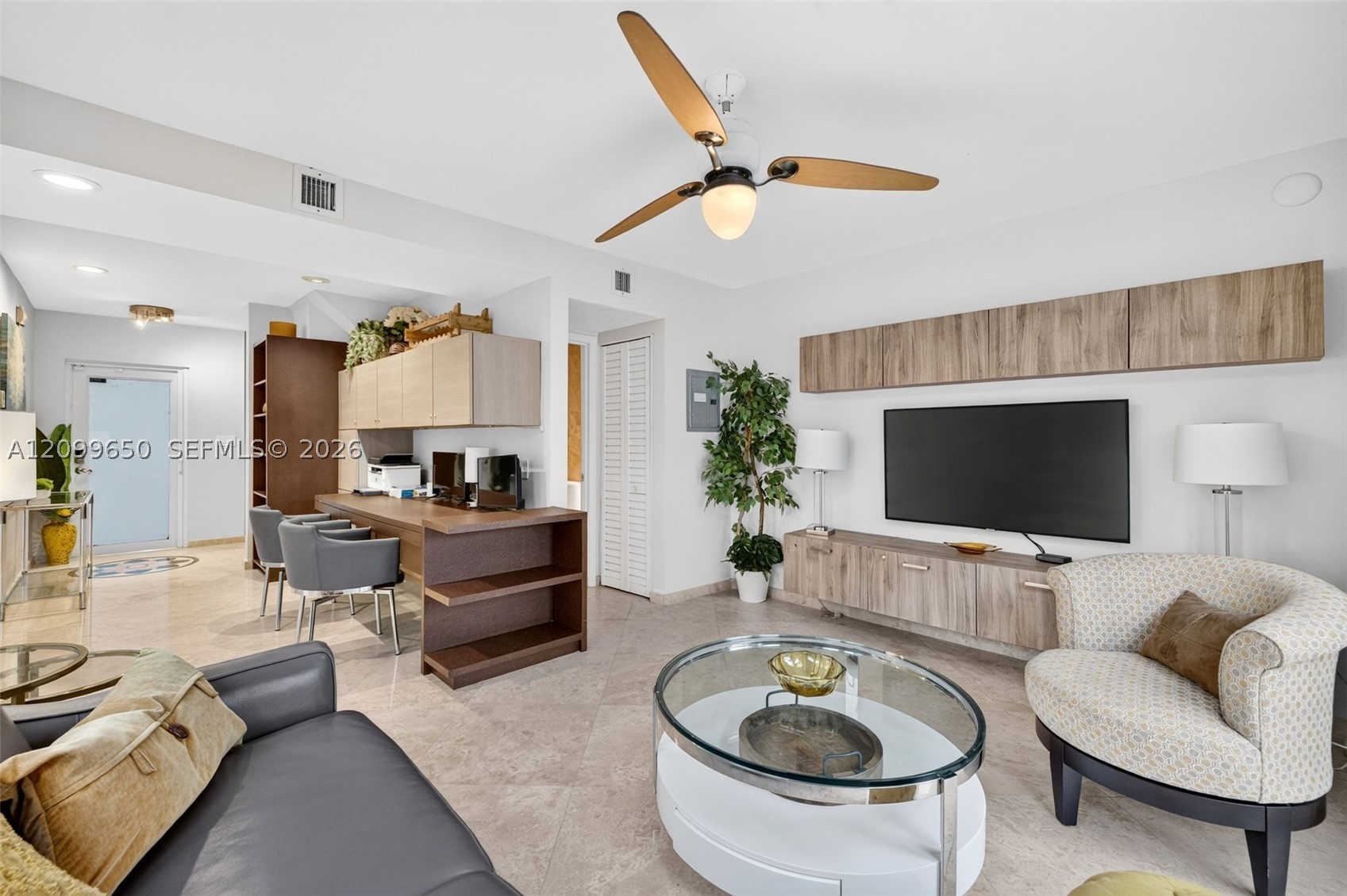 4101 Bayview Dr, Fort Lauderdale FL 33308