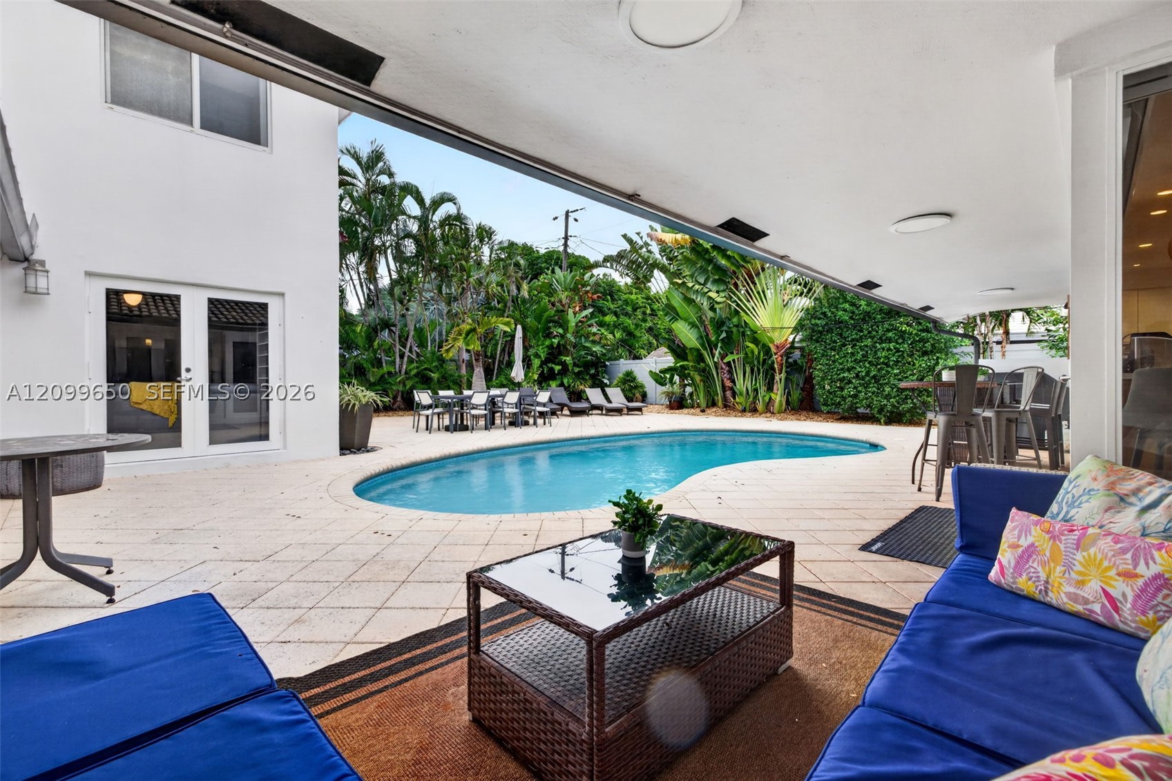 4101 Bayview Dr, Fort Lauderdale FL 33308