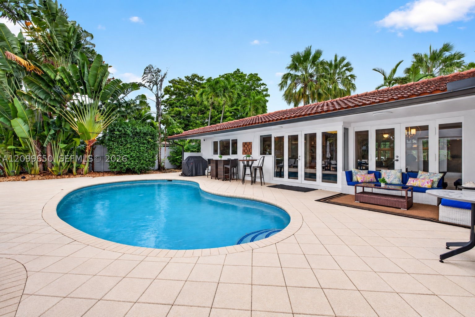 4101 Bayview Dr, Fort Lauderdale FL 33308