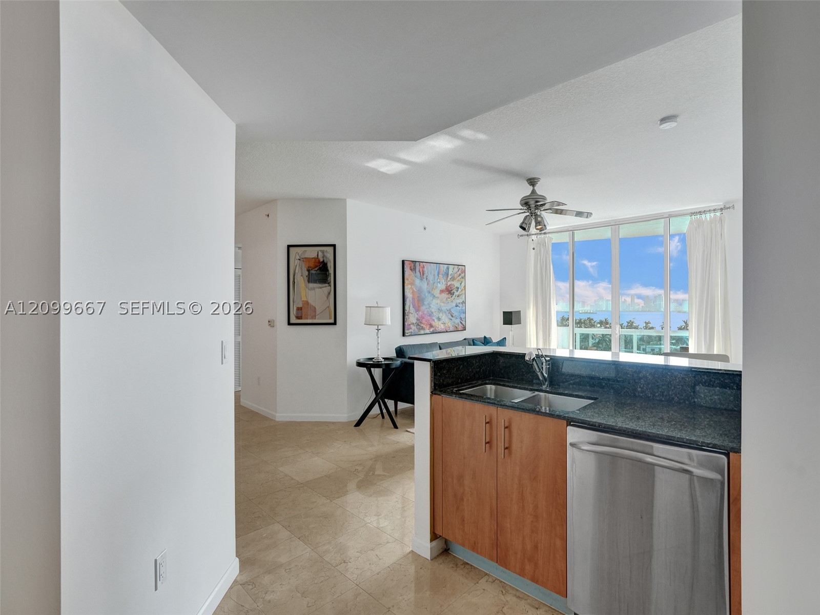 7900 Harbor Island Dr #911, North Bay Village FL 33141