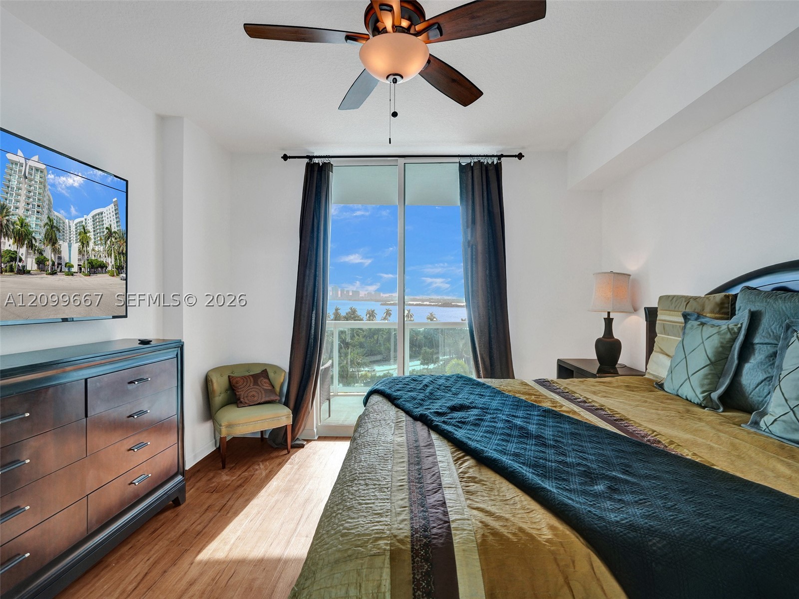 7900 Harbor Island Dr #911, North Bay Village FL 33141