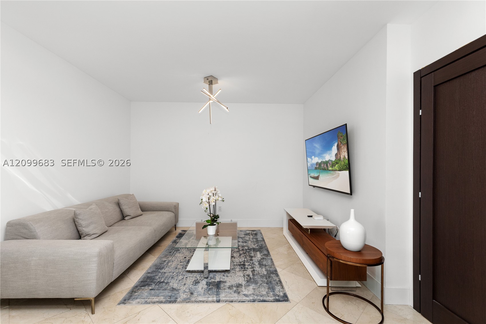 1331 Brickell Bay Dr #1109, Miami FL 33131