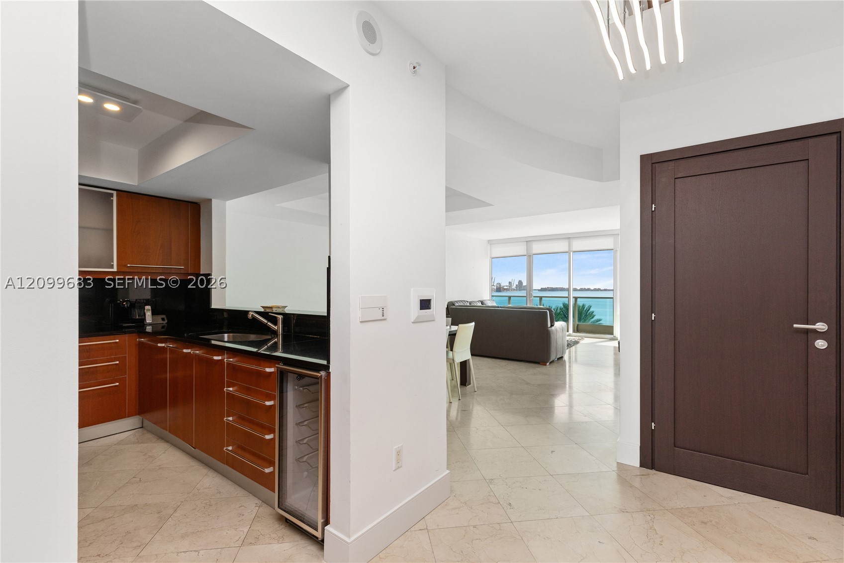 1331 Brickell Bay Dr #1109, Miami FL 33131