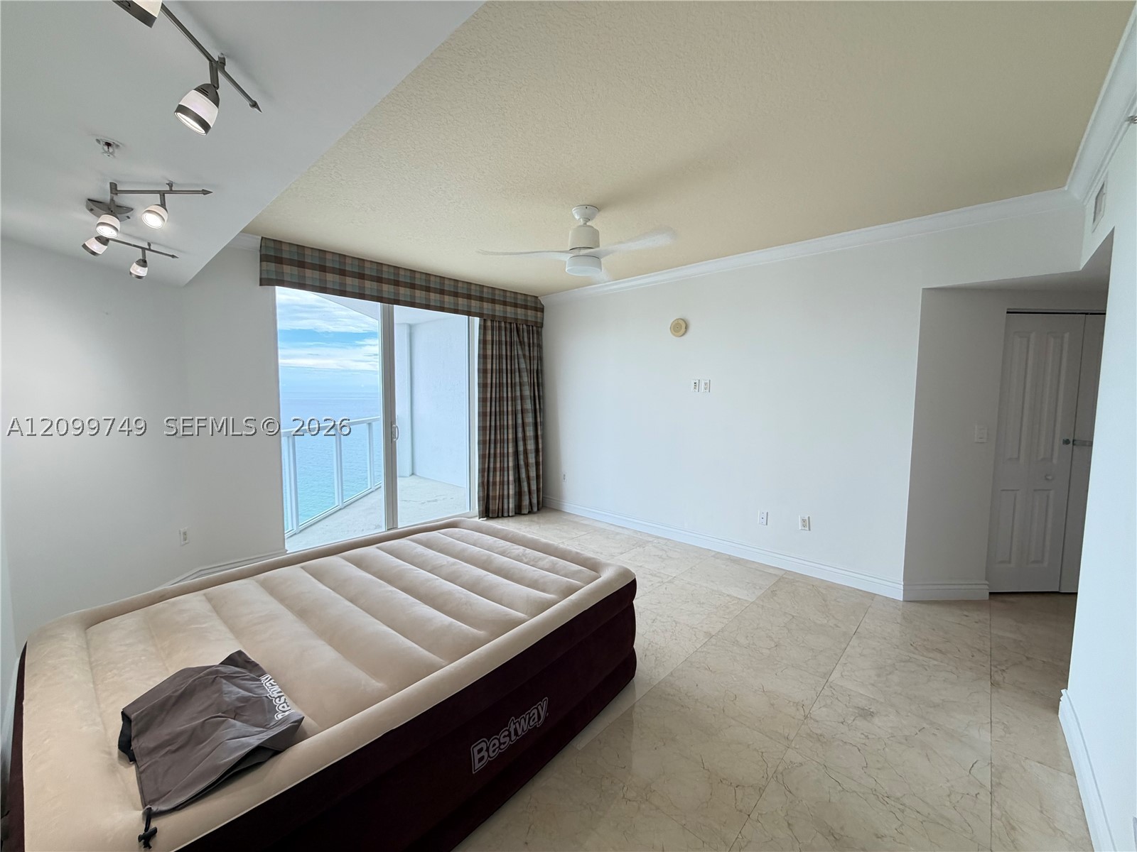 16699 Collins Ave #2806, Sunny Isles Beach FL 33160