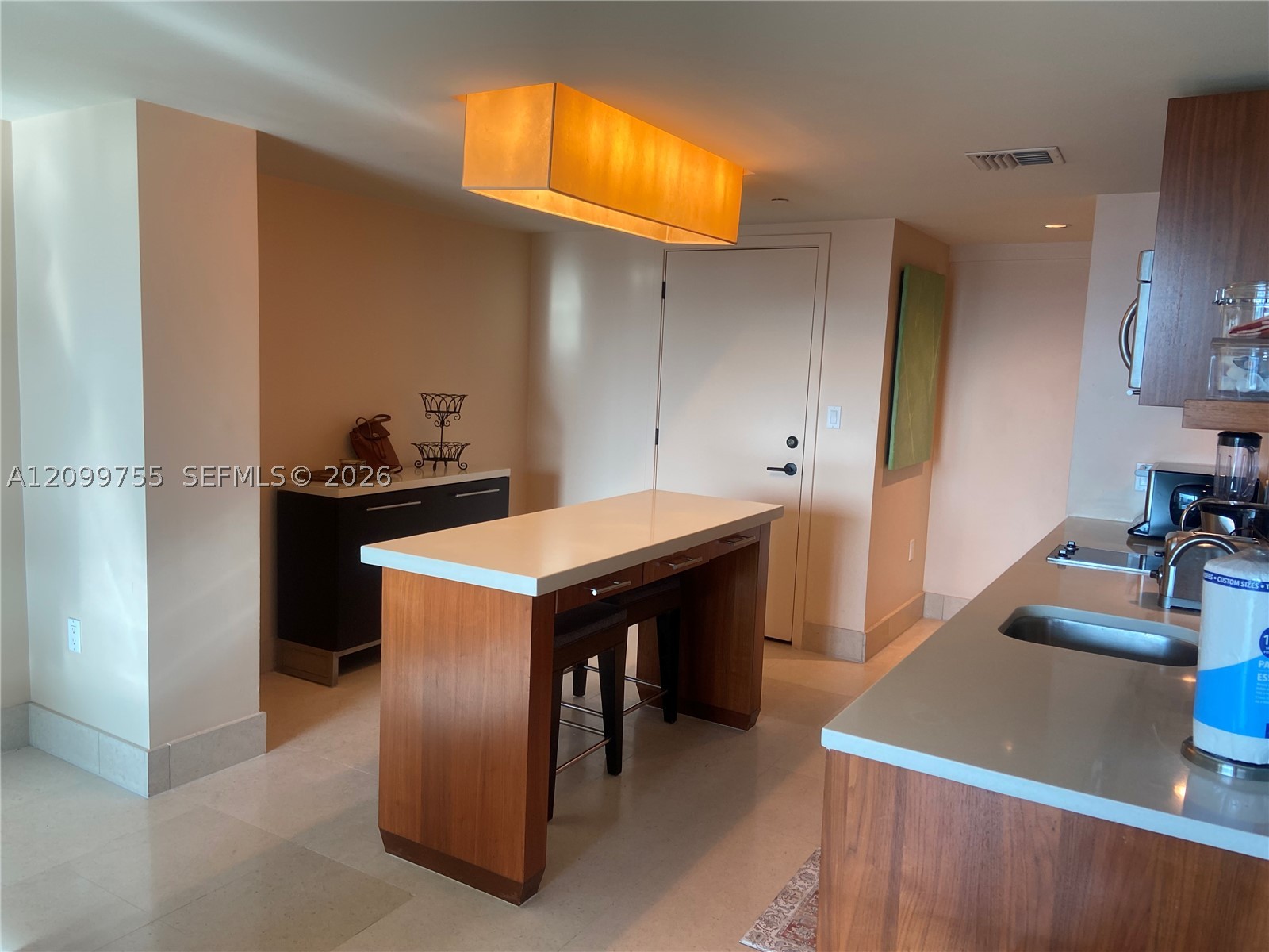 6801 Collins Ave #401, Miami Beach FL 33141