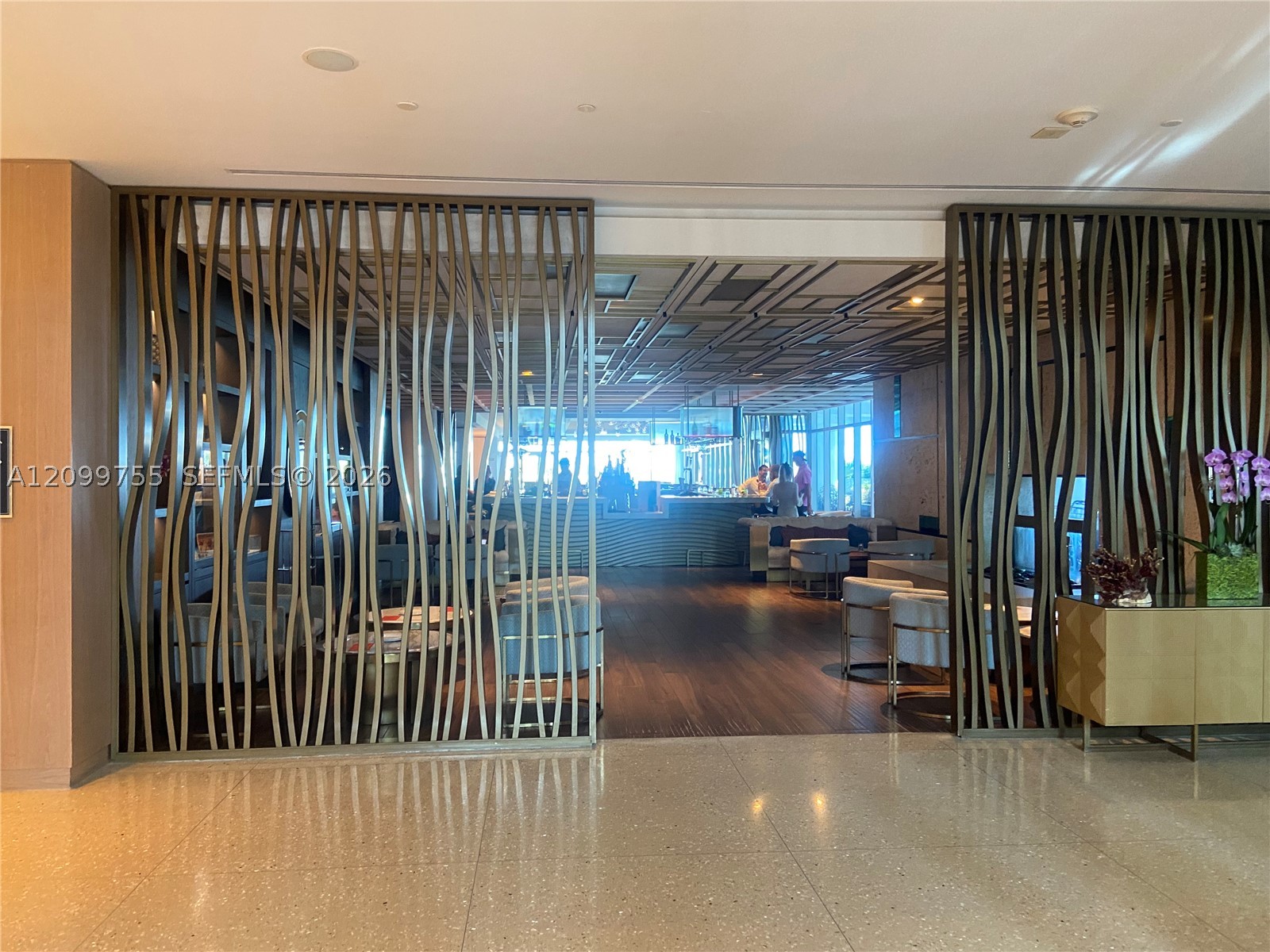 6801 Collins Ave #401, Miami Beach FL 33141