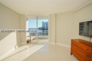 701 Brickell Key Blvd #1101, Miami FL 33131