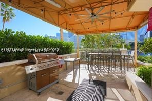 701 Brickell Key Blvd #1101, Miami FL 33131