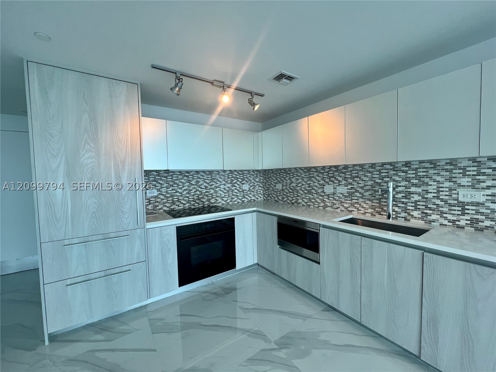 3131 NE 7th Ave #1205, Miami FL 33137
