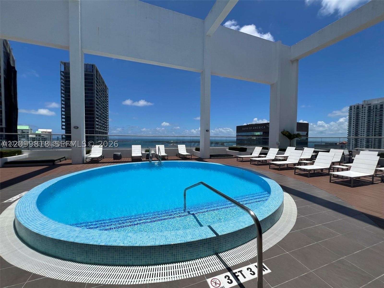 55 SE 6th St #2204, Miami FL 33131