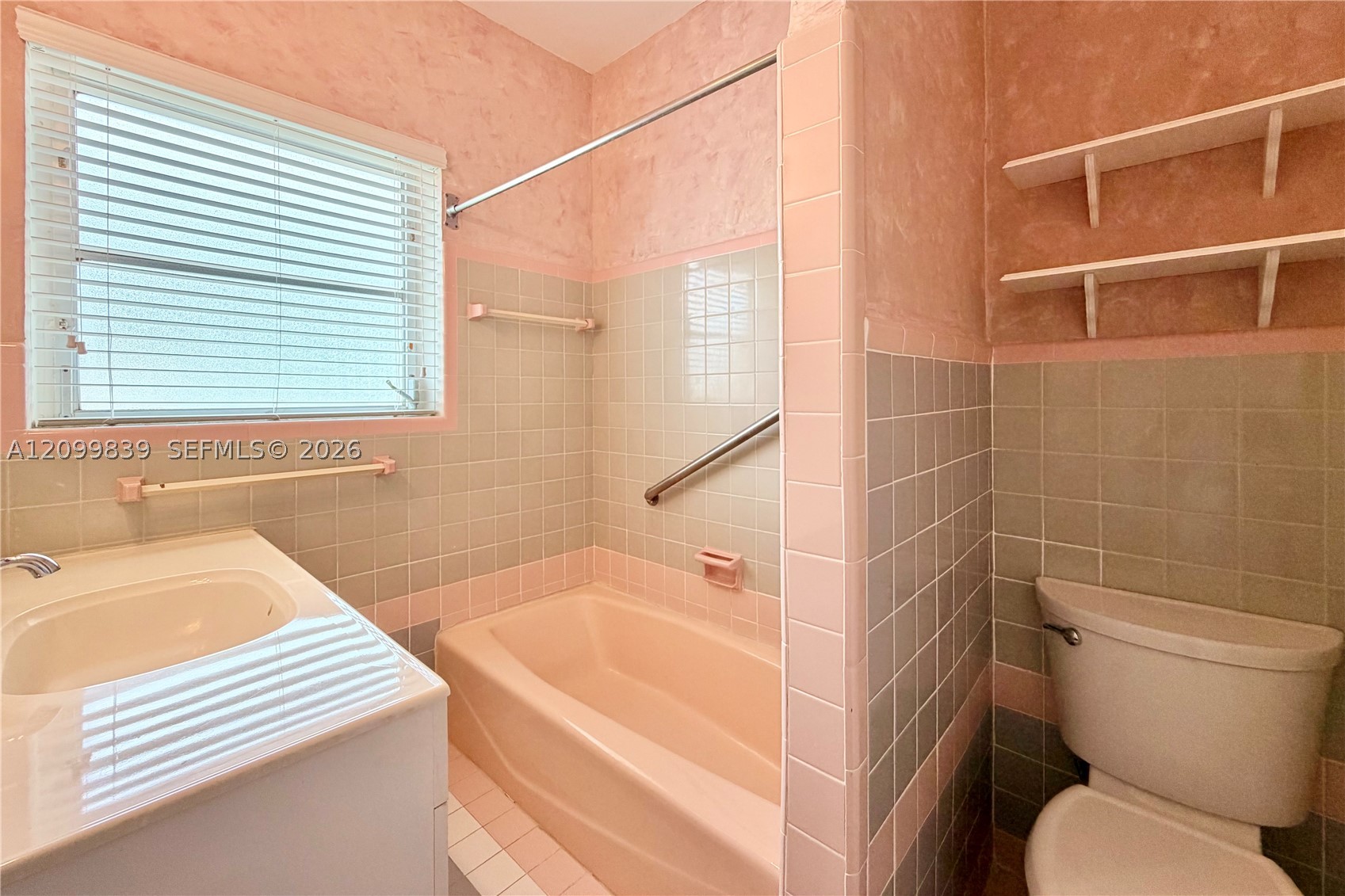 4535 N Jefferson Ave, Miami Beach FL 33140