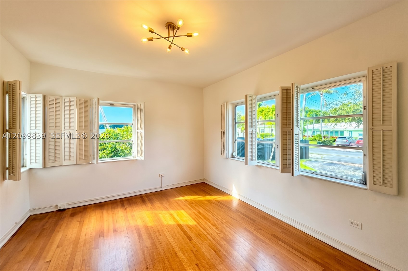 4535 N Jefferson Ave, Miami Beach FL 33140