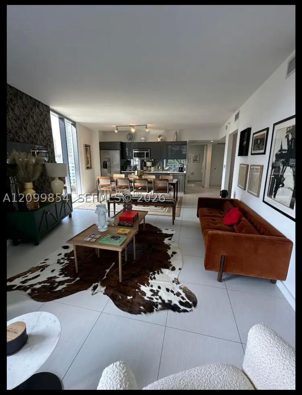 31 SE 6th St #1601, Miami FL 33131