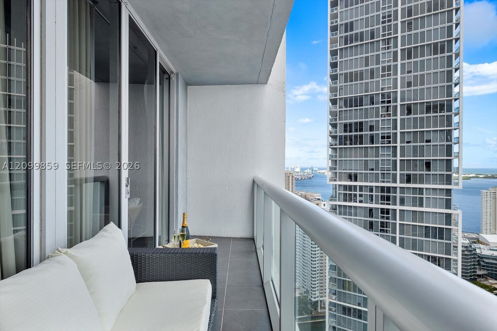 485 Brickell Ave #4309, Miami FL 33131