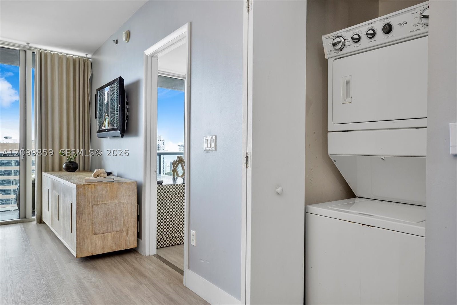 485 Brickell Ave #4309, Miami FL 33131