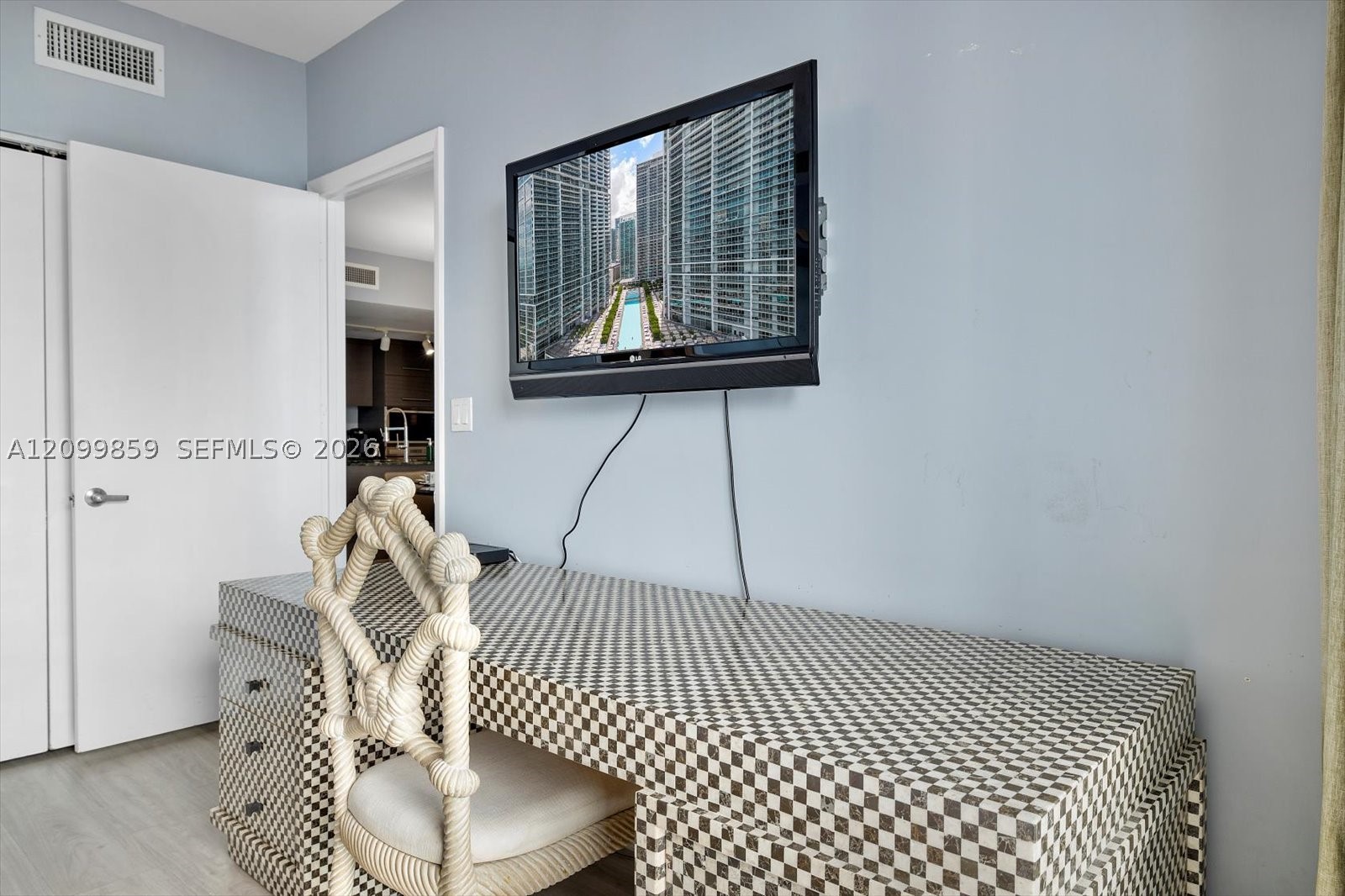 485 Brickell Ave #4309, Miami FL 33131