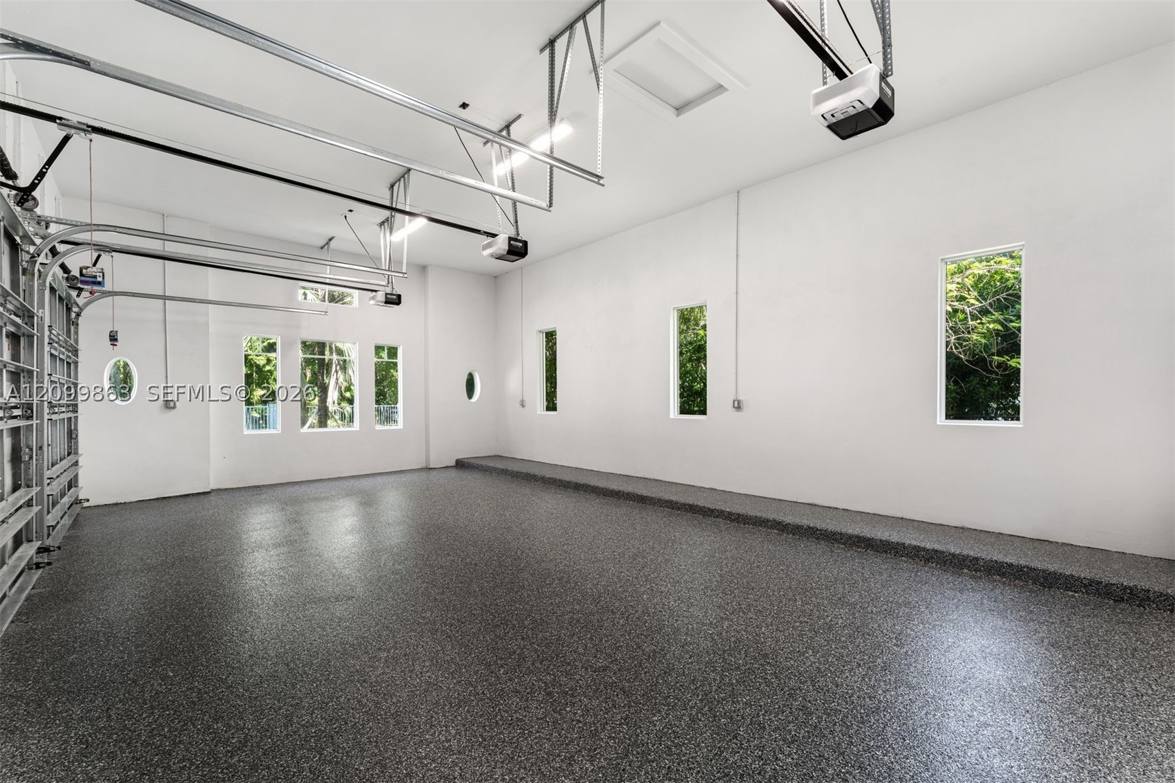 7900 SW 118th St, Pinecrest FL 33156