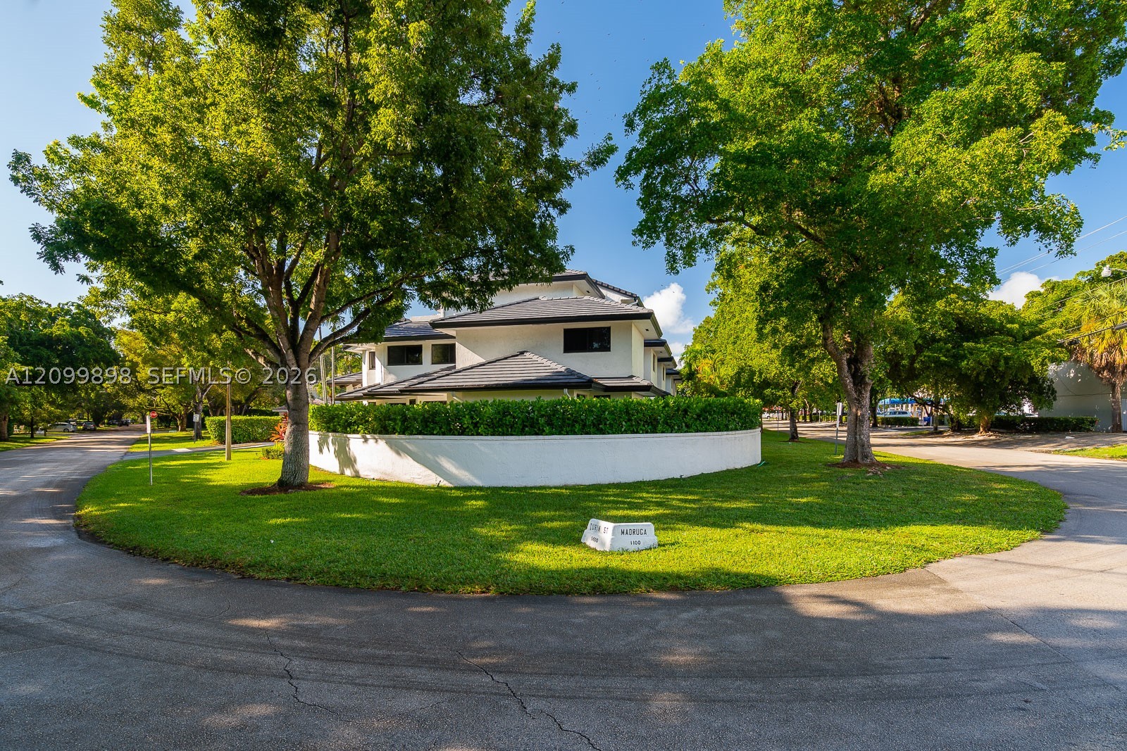 5750 Turin St #206, Coral Gables FL 33146