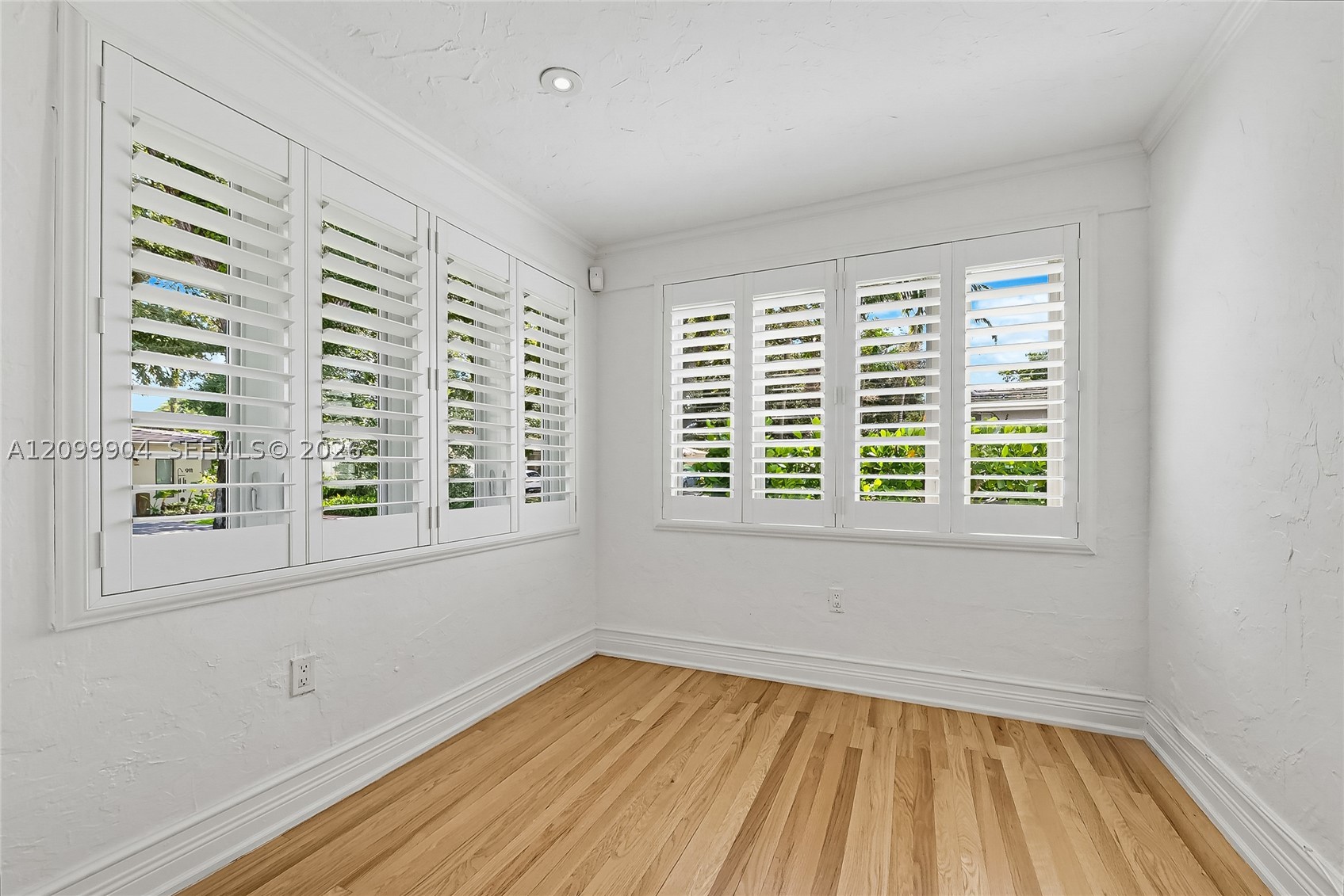 910 Santiago St, Coral Gables FL 33134