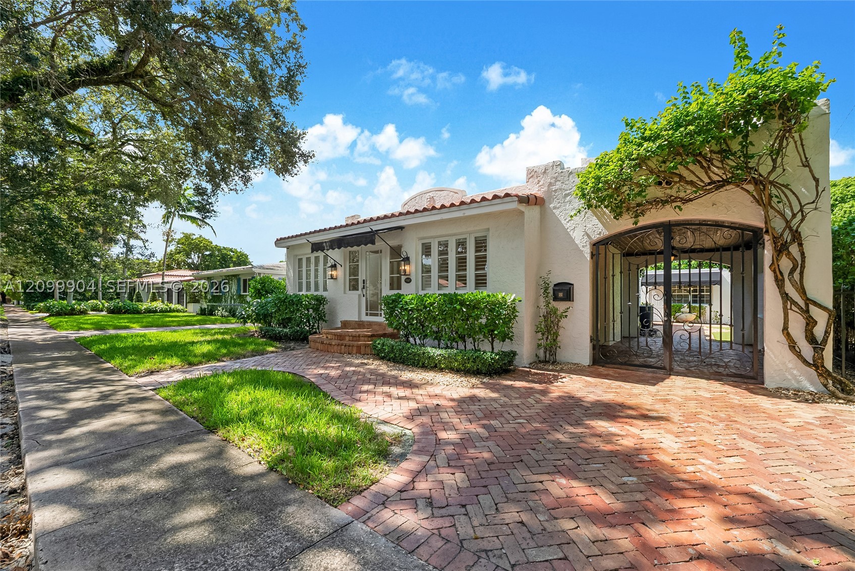 910 Santiago St, Coral Gables FL 33134