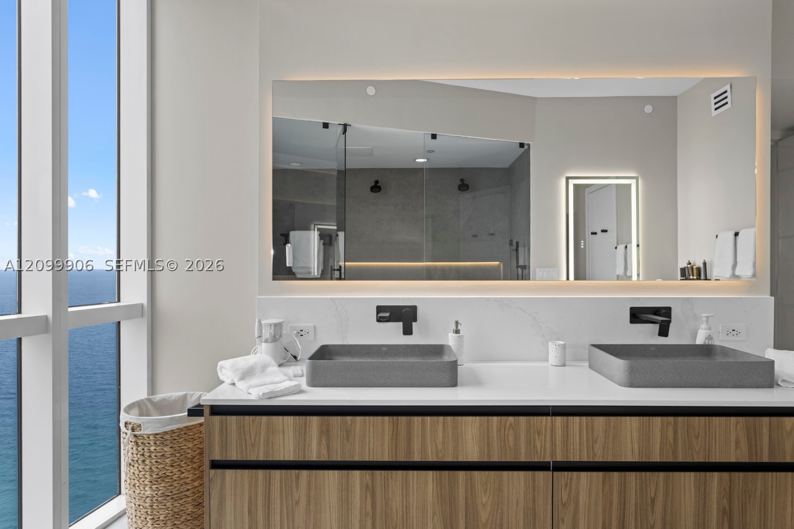 16001 Collins Ave #2901, Sunny Isles Beach FL 33160