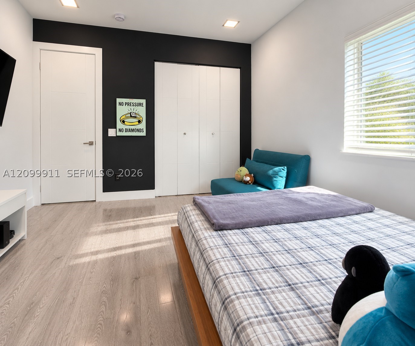 7310 NW 107th Pl, Doral FL 33178