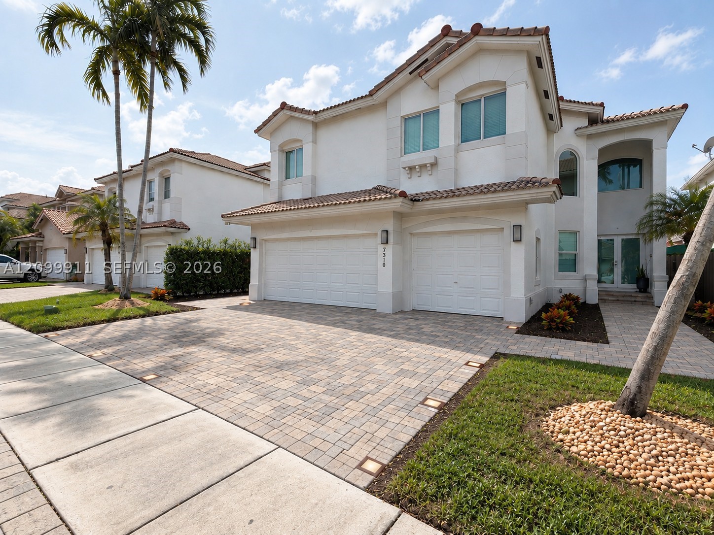 7310 NW 107th Pl, Doral FL 33178