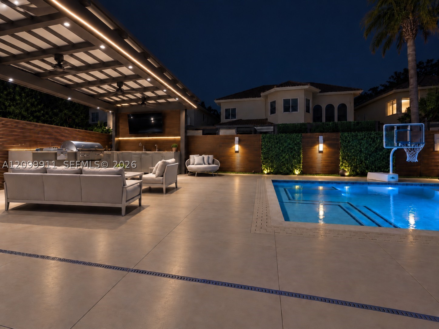 7310 NW 107th Pl, Doral FL 33178