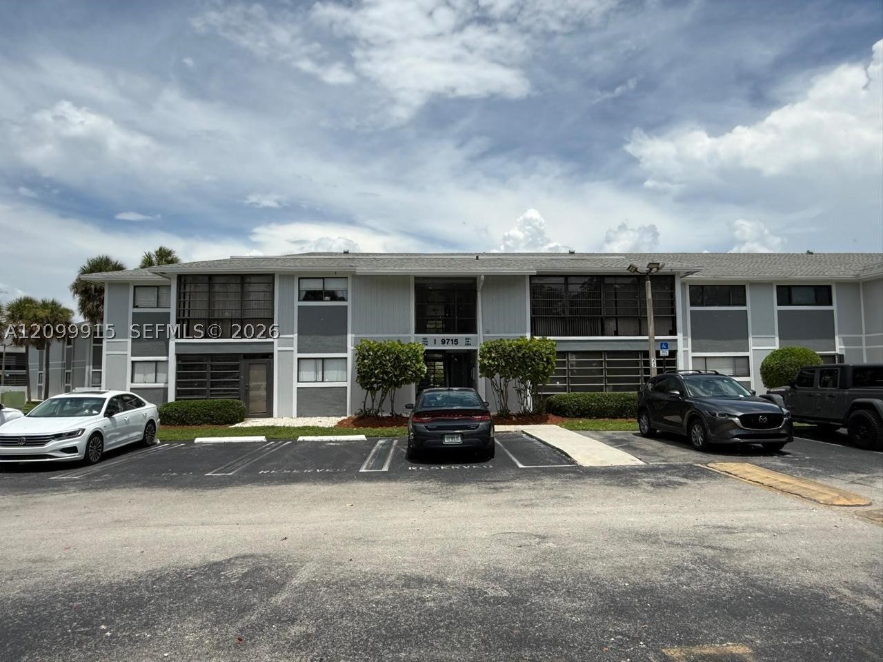 9715 Hammocks Blvd #102, Miami FL 33196