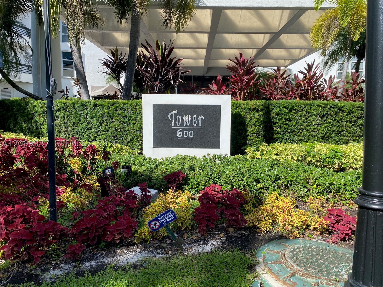 3400 NE 192nd St #1711, Aventura FL 33180