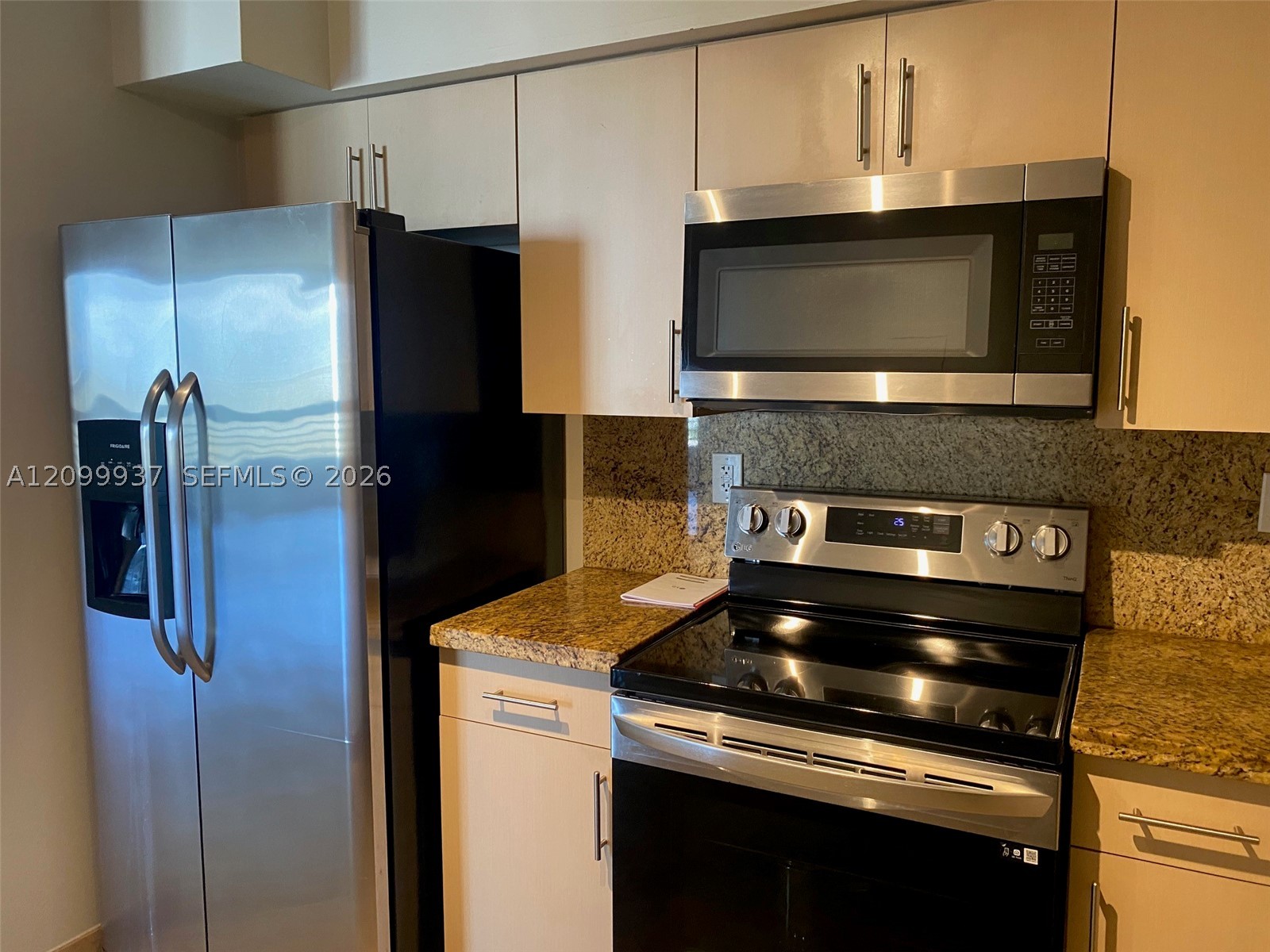 3400 NE 192nd St #1711, Aventura FL 33180