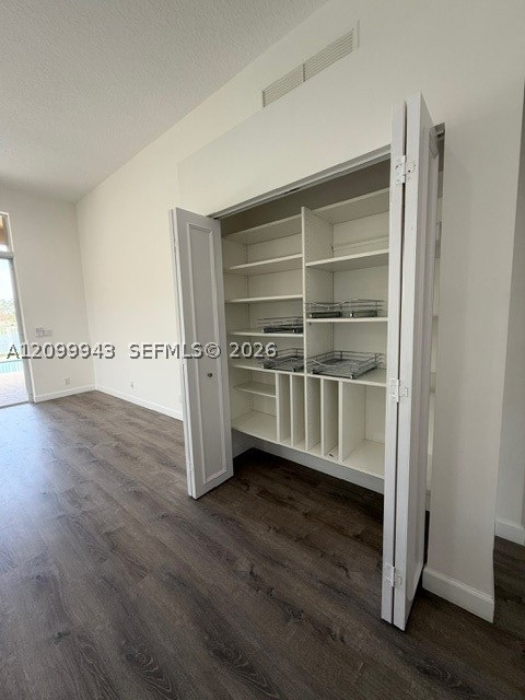 Weston FL 33327 - A12099943