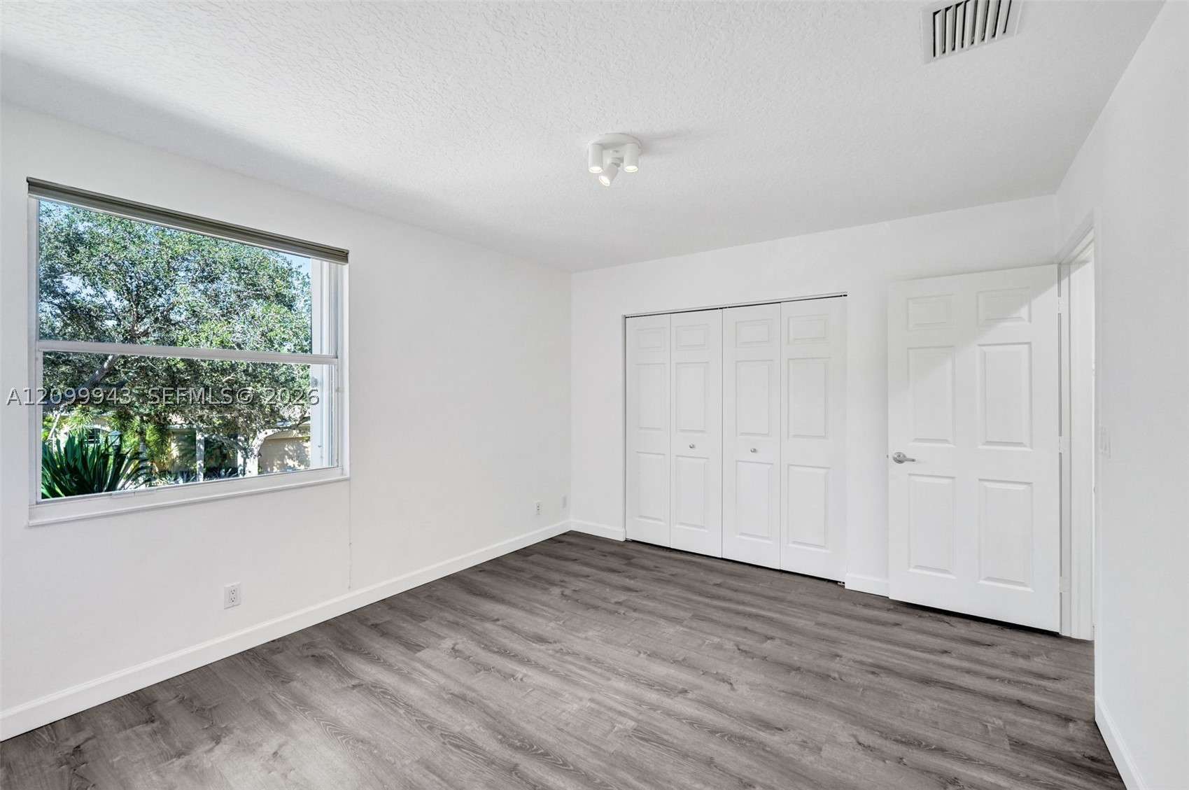Weston FL 33327 - A12099943