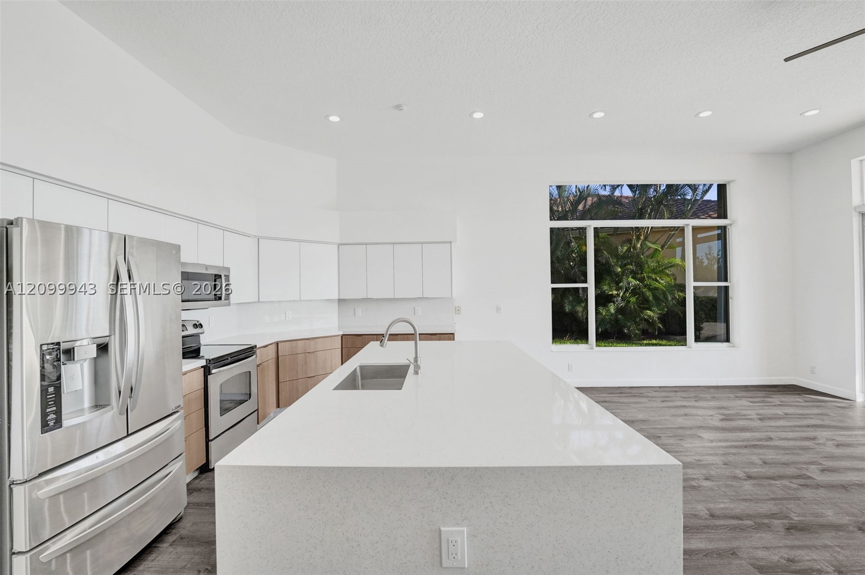 Weston FL 33327 - A12099943