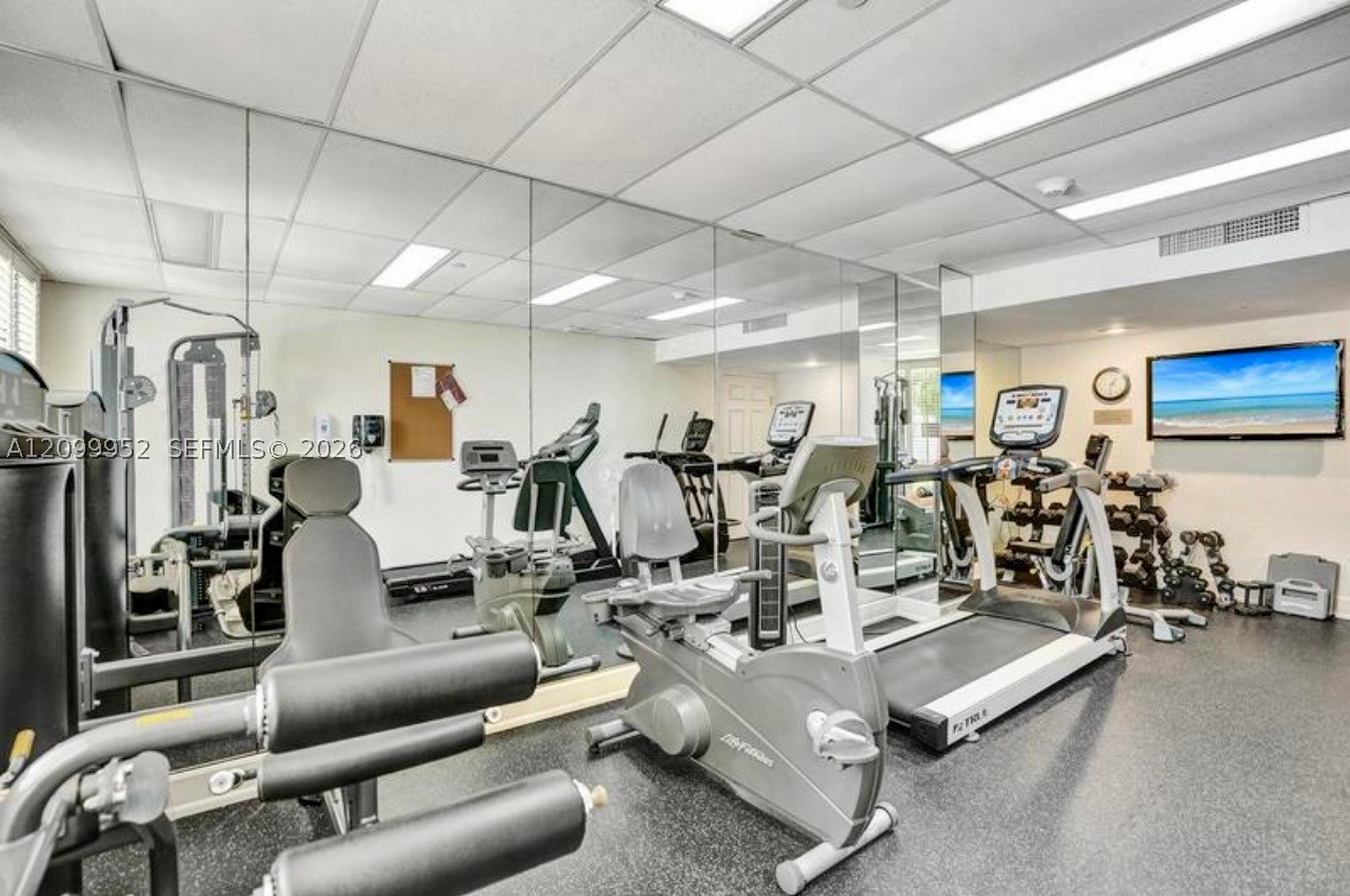 3100 NE 48th St #610, Fort Lauderdale FL 33308